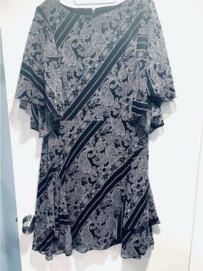 Lauren by  Ralph Lauren Black and White Paisley Midi Dress Size 10
